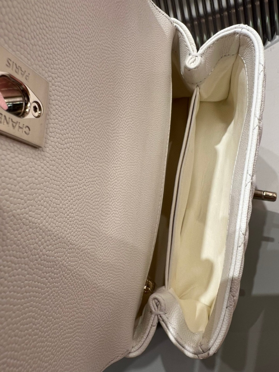 더미러THE Mirror_사진_20260308_4.jpg