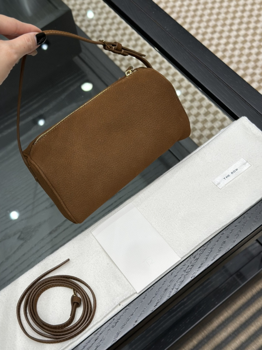 더미러THE Mirror_사진_20260315_1.jpg