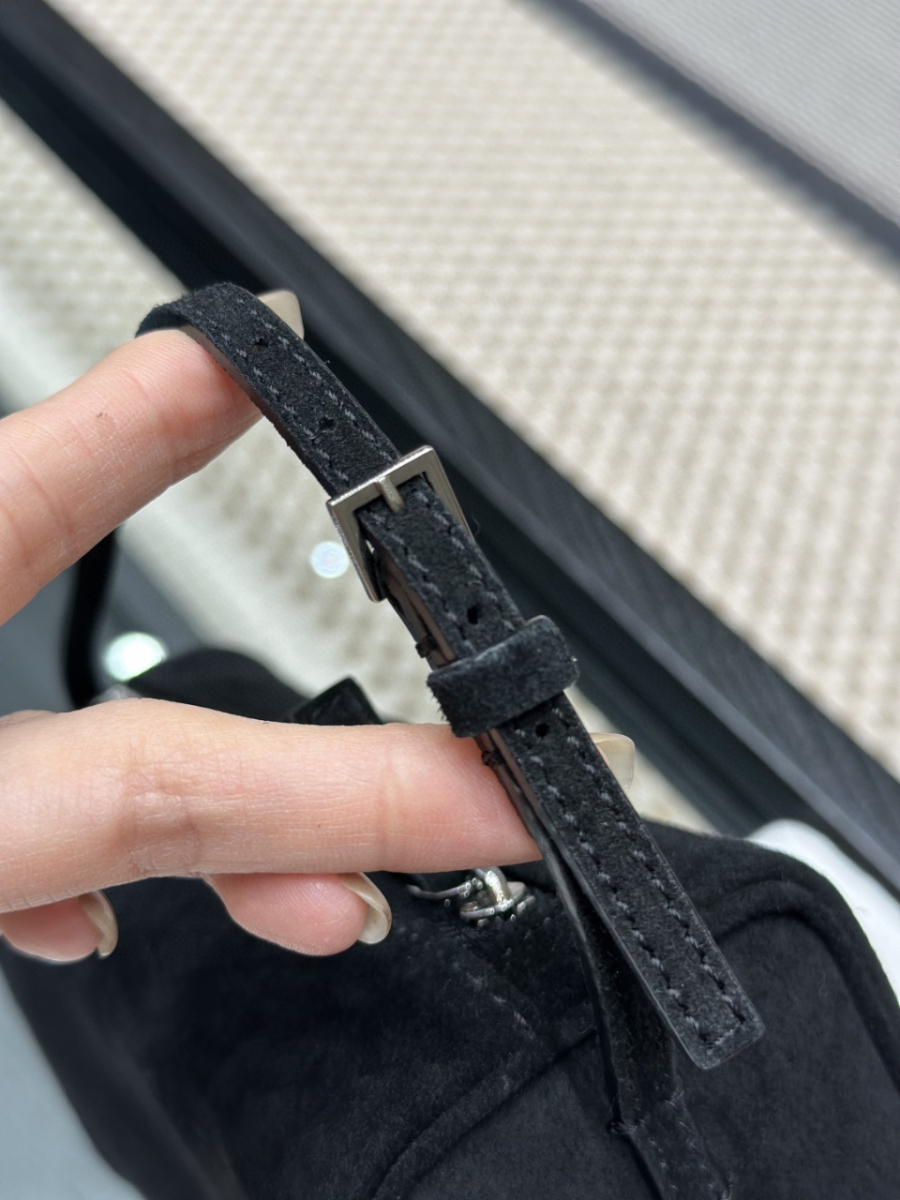 더미러THE Mirror_사진_20260315_6.jpg