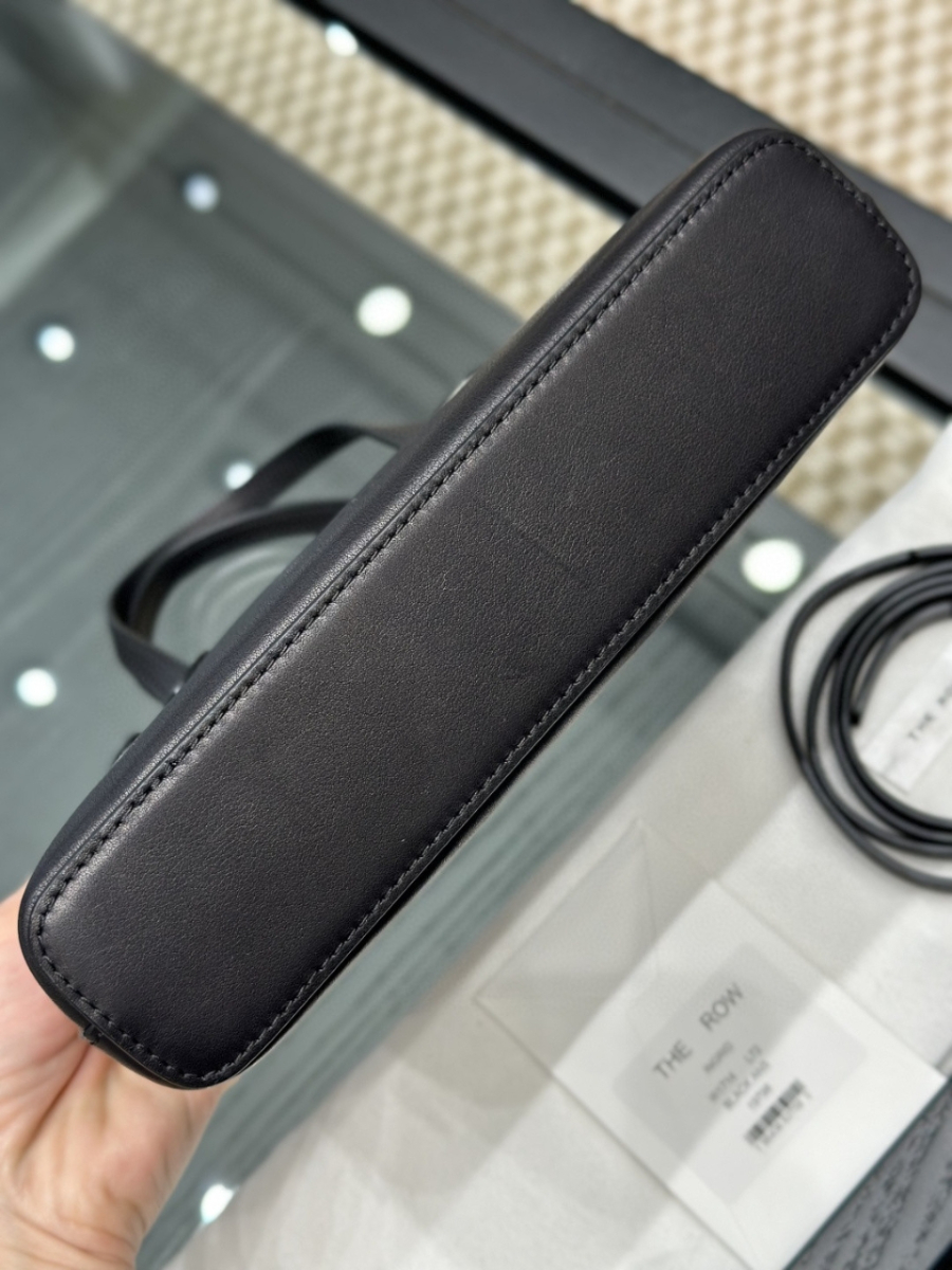 더미러THE Mirror_사진_20260315_7.jpg