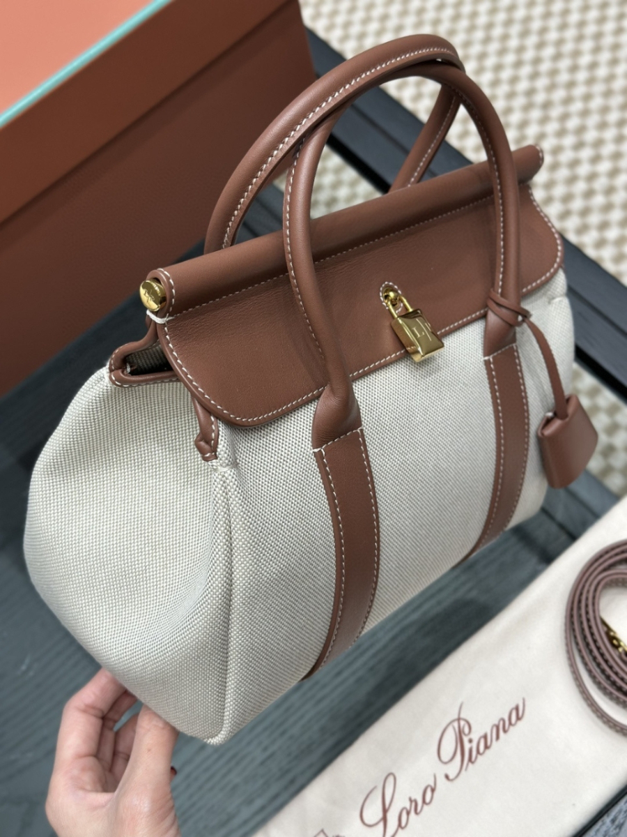 더미러THE Mirror_사진_20260315_3.jpg