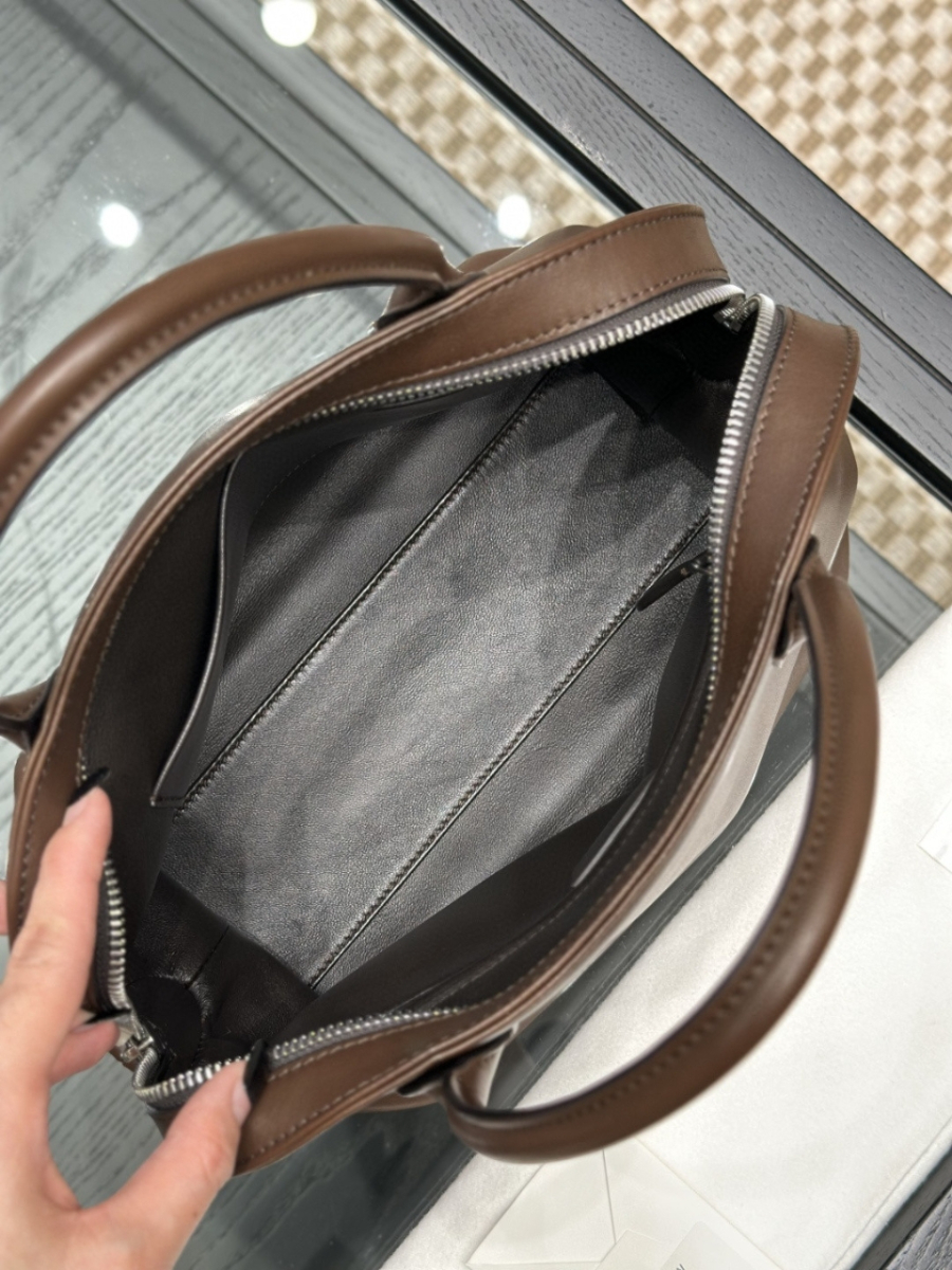 더미러THE Mirror_사진_20260315_6.jpg