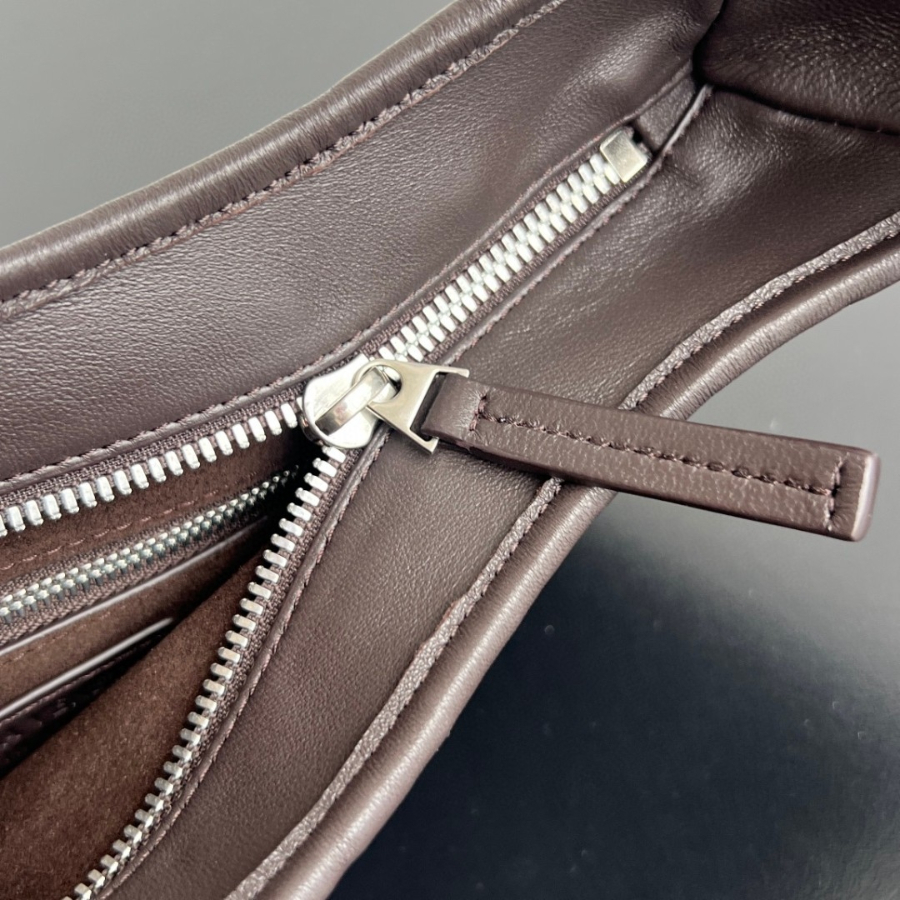 더미러THE Mirror_사진_20260316_6.jpg