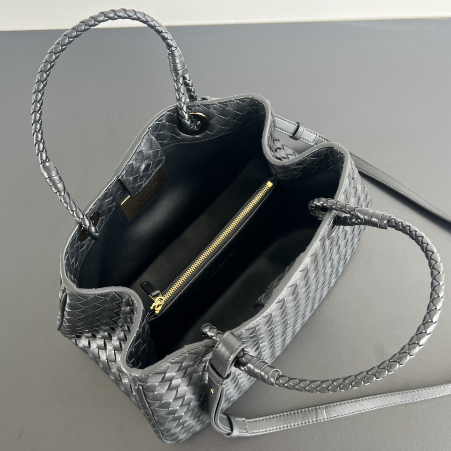 더미러THE Mirror_사진_20260316_5.jpg