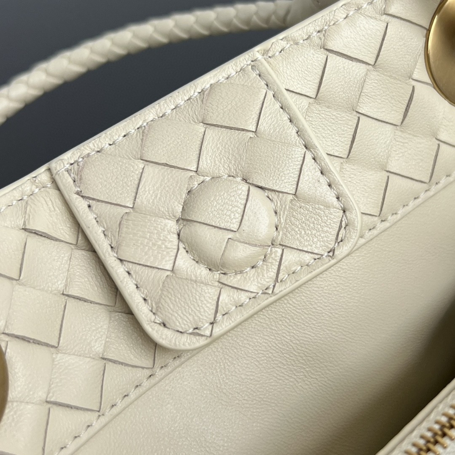 더미러THE Mirror_사진_20260316_10.jpg