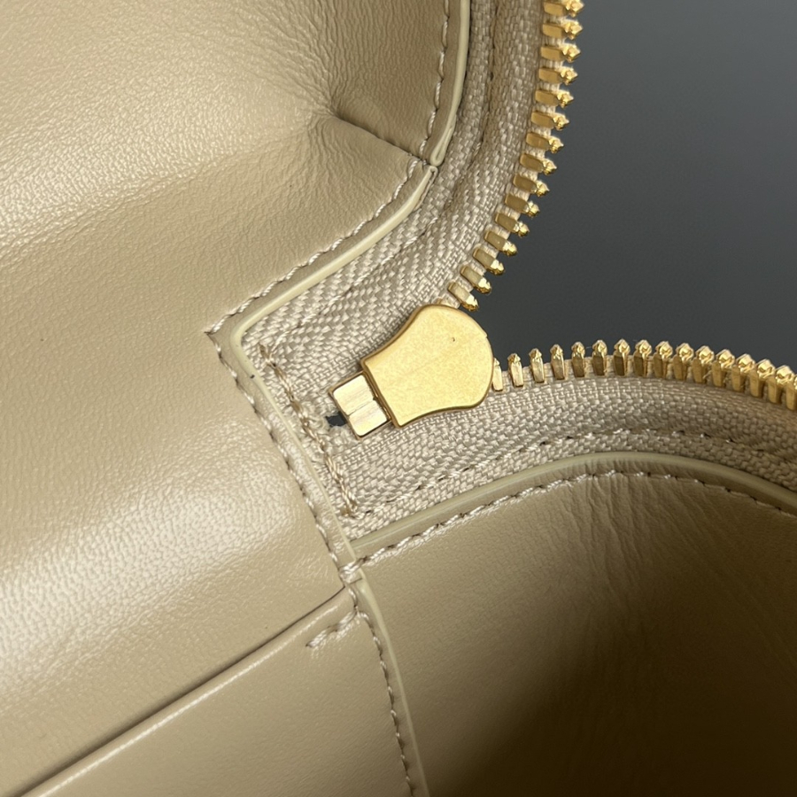 더미러THE Mirror_사진_20260316_8.jpg