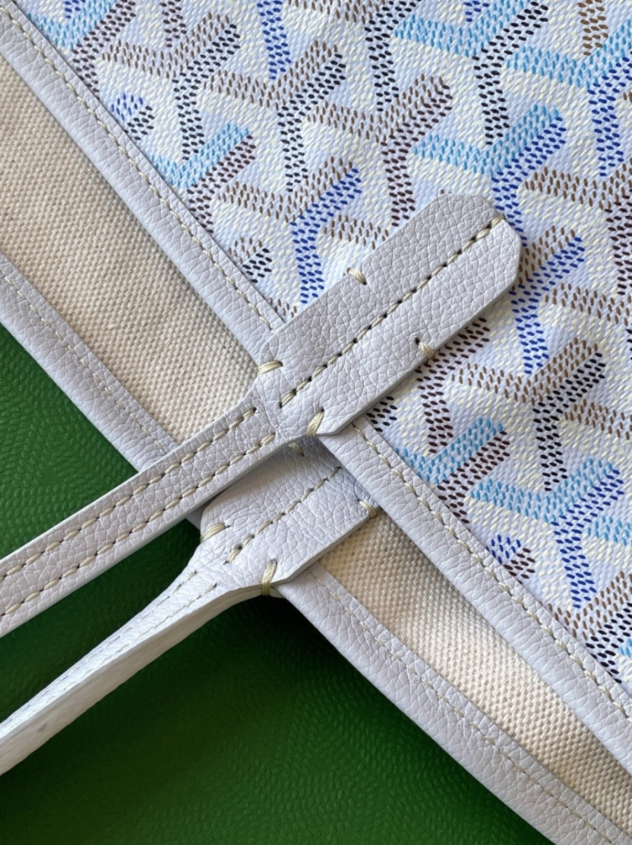 더미러THE Mirror_사진_20260419_4.jpg