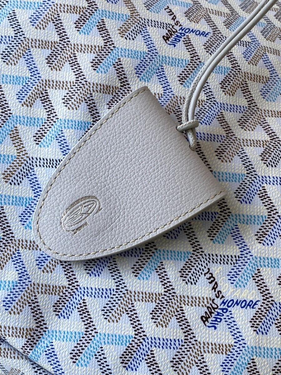 더미러THE Mirror_사진_20260419_6.jpg