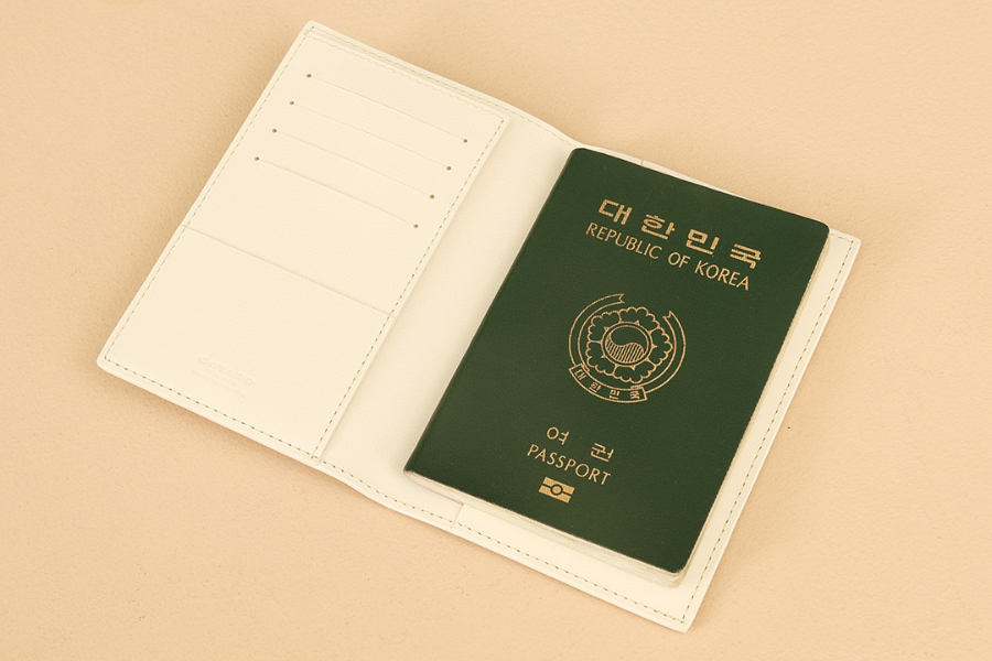 더미러THE Mirror_사진_20260419_5.jpg