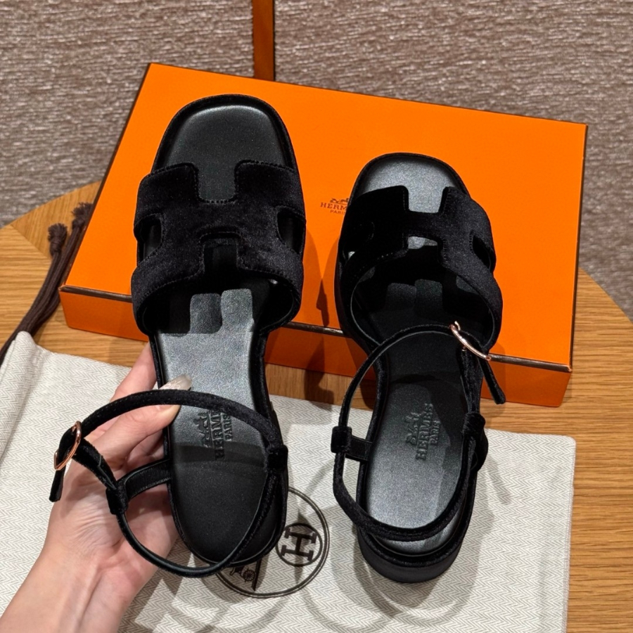 더미러THE Mirror_사진_20260519_3.jpg
